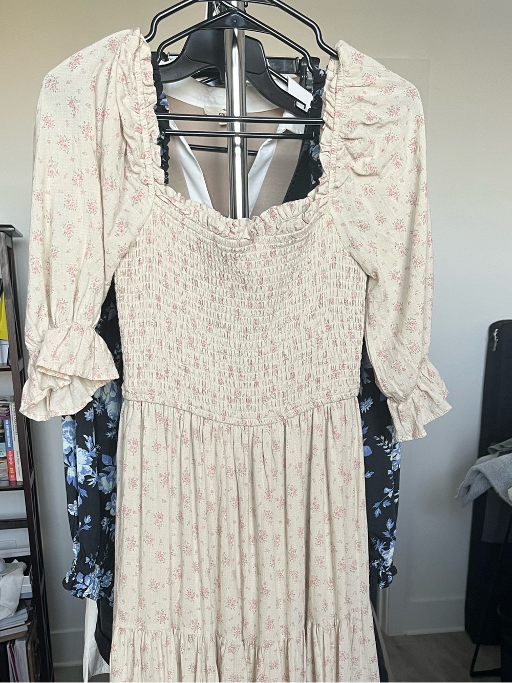 Neuflora Ashland Dress in Vintage Flora!
Smocked Midi - Picture 6 of 9